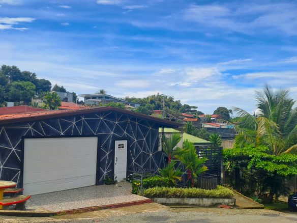 Conveniently Located House for Sale in Perez Zeledon, Costa Rica